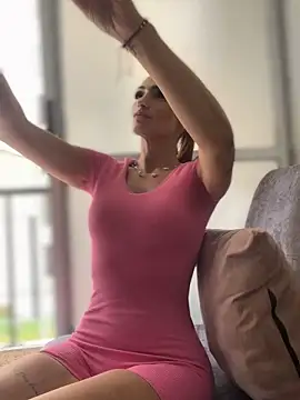 Samantha bigboobs online show from 10/03/25, 05:14