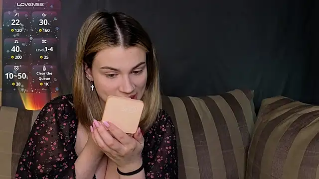 Snapshot of Eternal_Flame chatting on 01/27/25, 09:33 Eternal Flame online show from 01/27/25, 09:33