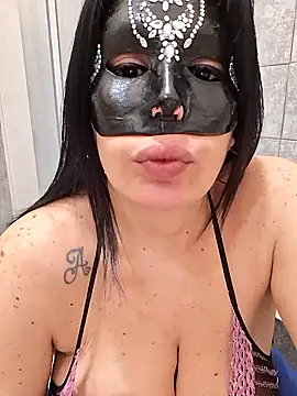 desyree89 online show from 12/22/25, 08:03