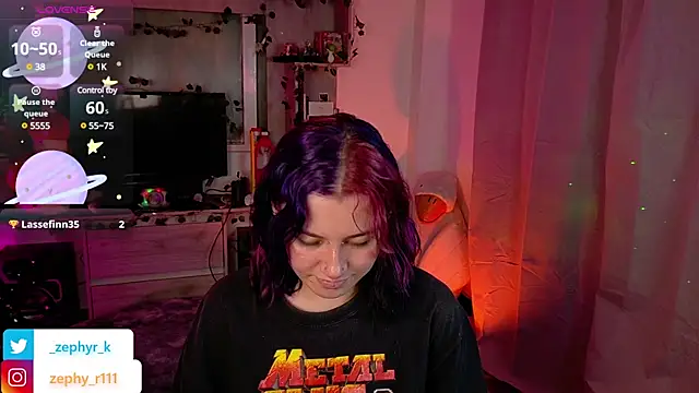 Snapshot of _zephyr_ chatting on 01/25/25, 12:06 zephyr online show from 01/25/25, 12:06