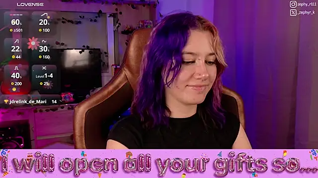 Snapshot of _zephyr_ chatting on 02/08/25, 04:25 zephyr online show from 02/08/25, 04:25