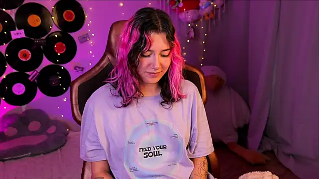  zephyr  online show from 03/30/26, 10:33