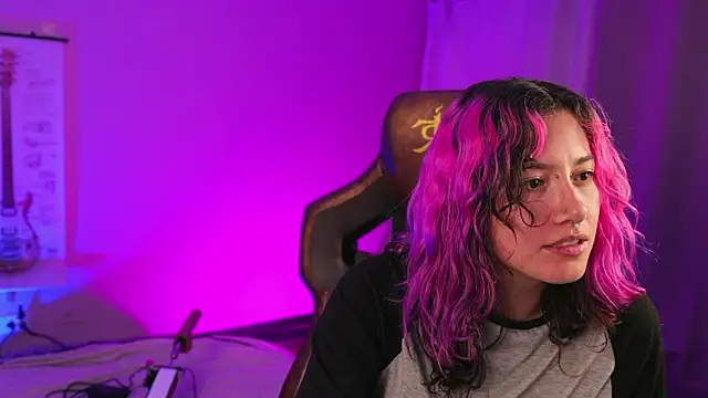  zephyr  online show from 02/19/26, 03:47