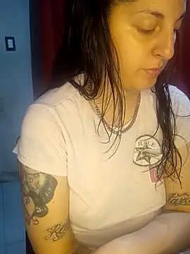 Snapshot of Camilita0 chatting on 10/11/25, 08:37 Camilita0 online show from 10/11/25, 08:37