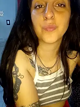 Camilita0 online show from 11/04/25, 09:02