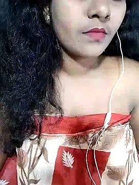 Snapshot of YERY_HOT chatting on 03/10/25, 05:07 YERY HOT online show from 03/10/25, 05:07