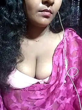 Snapshot of YERY_HOT chatting on 03/01/25, 07:26 YERY HOT online show from 03/01/25, 07:26