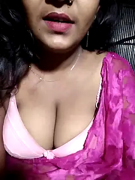 Snapshot of YERY_HOT chatting on 02/08/25, 09:15 YERY HOT online show from 02/08/25, 09:15
