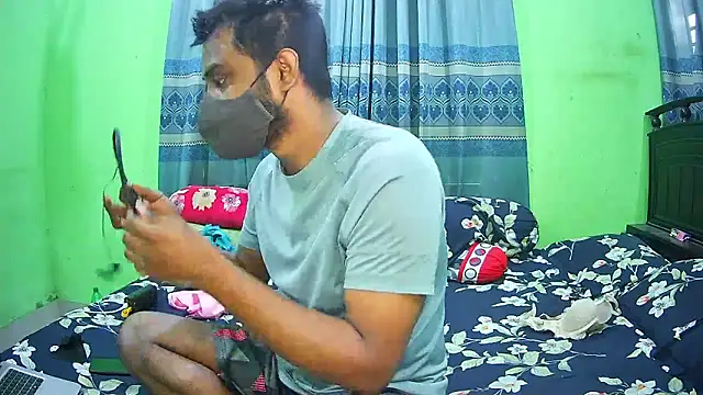 Hot Nila online show from 11/20/25, 02:56