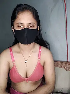 Snapshot of Hot_Nila chatting on 03/07/25, 02:04 Hot Nila online show from 03/07/25, 02:04