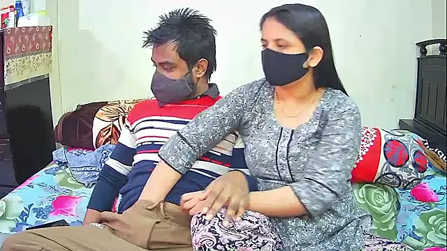 Hot Nila online show from 01/10/26, 03:46