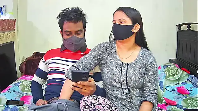 Hot Nila online show from 01/08/26, 03:12