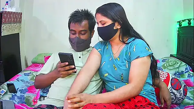 Hot Nila online show from 12/18/25, 03:33