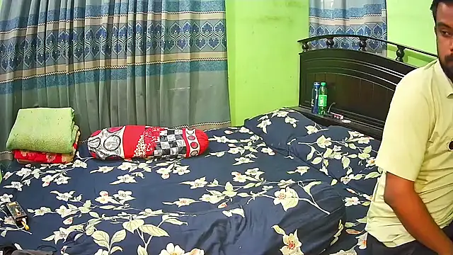 Hot Nila online show from 11/13/25, 02:15