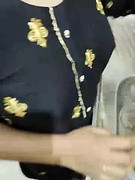 Hot Nila online show from 03/08/26, 03:10