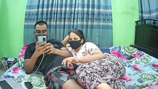 Snapshot of Hot_Nila chatting on 09/18/25, 03:04 Hot Nila online show from 09/18/25, 03:04