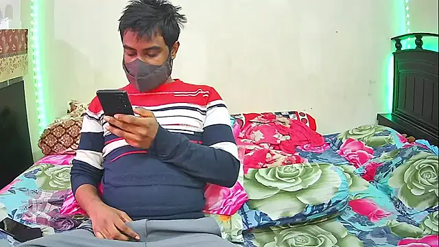 Hot Nila online show from 01/14/26, 04:27