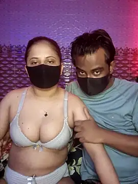 Hot Nila online show from 05/21/26, 02:53