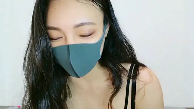 Mary-JP online show from 12/20/25, 03:53