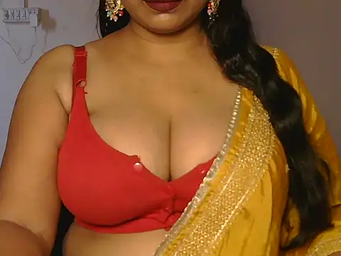 Snapshot of Lovely-payal chatting on 06/02/26, 04:01 Lovely-payal online show from 06/02/26, 04:01