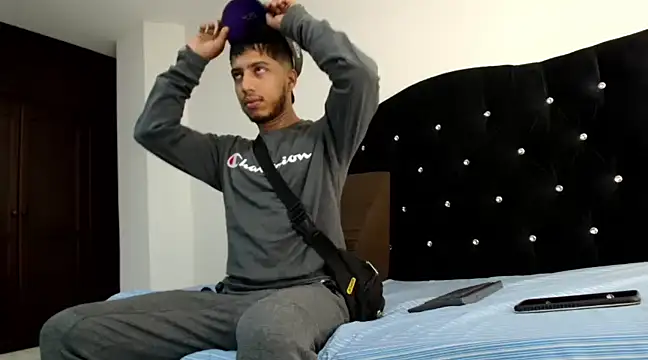 ryann bigcock  online show from 01/23/25, 11:26