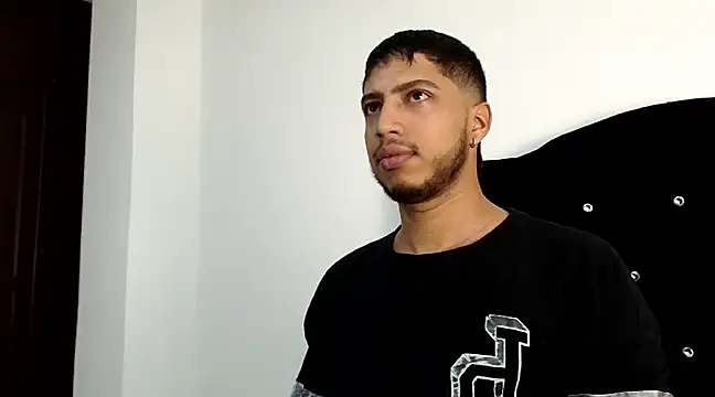 ryann bigcock  online show from 01/21/25, 11:13