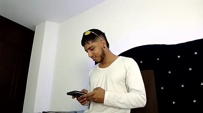 ryann bigcock  online show from 01/24/25, 11:15