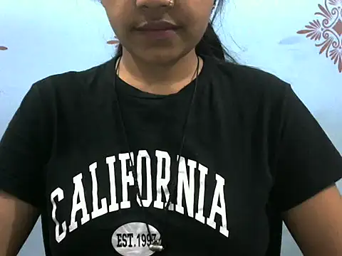 Misha Sweett online show from 04/15/26, 10:43