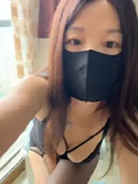 SSSniang- online show from 06/27/26, 12:38