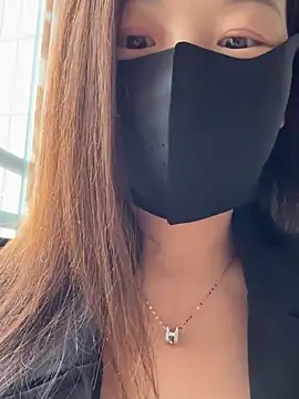 SSSniang- online show from 10/29/25, 06:45