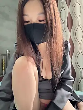 SSSniang- online show from 10/22/25, 01:27