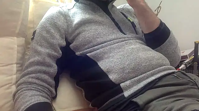 Snapshot of coquin5995 chatting on 03/12/25, 04:13 coquin5995 online show from 03/12/25, 04:13
