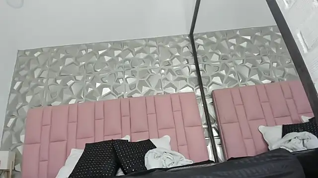 nayara macherano online show from 11/18/25, 12:08