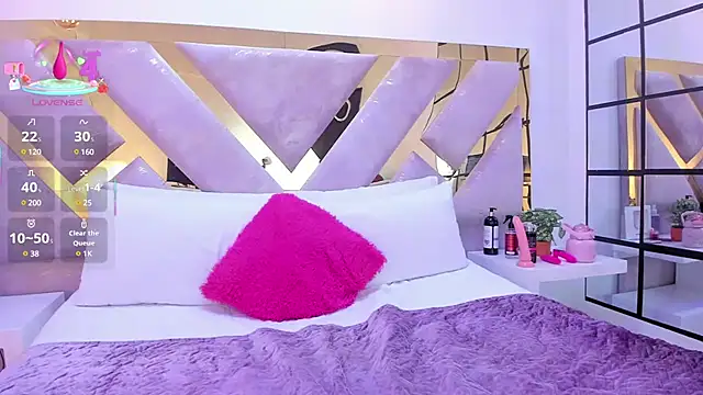 nayara macherano online show from 03/15/25, 10:22