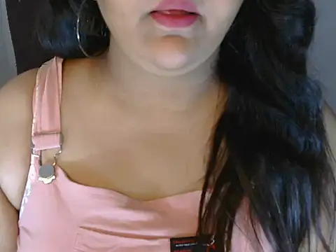 Snapshot of Jenny_lovee chatting on 04/26/26, 02:36 Jenny lovee online show from 04/26/26, 02:36