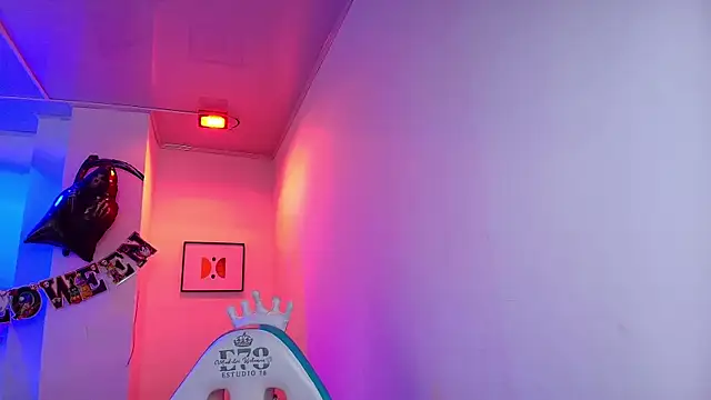 Arianna sweeet online show from 10/28/25, 03:29