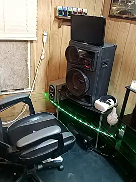 Rebeckalove online show from 11/29/25, 06:46