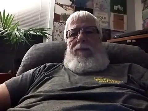 Snapshot of Futura_intx chatting on 10/12/25, 12:45 Futura intx online show from 10/12/25, 12:45