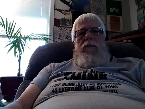 Snapshot of Futura_intx chatting on 10/12/25, 05:47 Futura intx online show from 10/12/25, 05:47