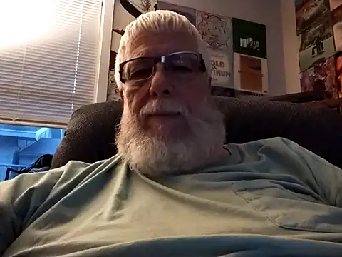 Snapshot of Futura_intx chatting on 09/18/25, 12:13 Futura intx online show from 09/18/25, 12:13