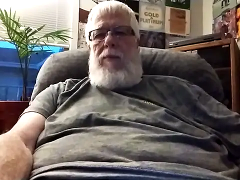 Snapshot of Futura_intx chatting on 09/30/25, 12:16 Futura intx online show from 09/30/25, 12:16