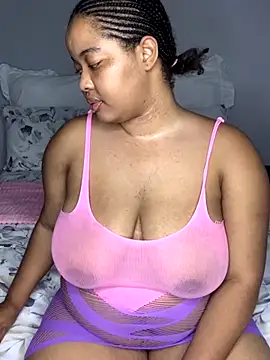 sexytinashe21 online show from 11/28/25, 07:03