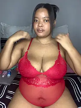 sexytinashe21 online show from 12/17/25, 08:36
