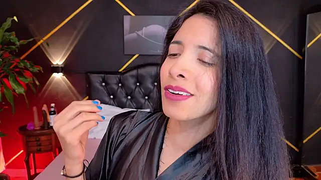 Snapshot of amabel_zambrano chatting on 01/12/26, 10:55 amabel zambrano online show from 01/12/26, 10:55