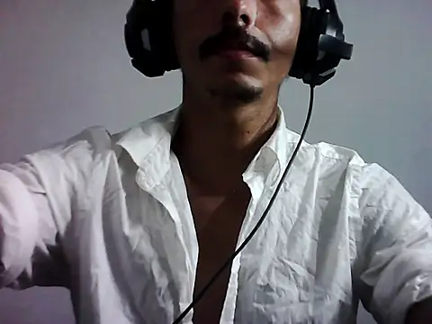 MagrinhoSaradoo online show from 11/02/25, 12:37