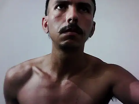 MagrinhoSaradoo online show from 11/17/25, 09:02