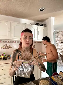 Izy cute  online show from 11/18/25, 05:27