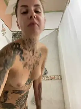 Izy cute  online show from 03/07/26, 02:07