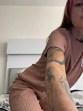 Izy cute  online show from 07/24/26, 10:39