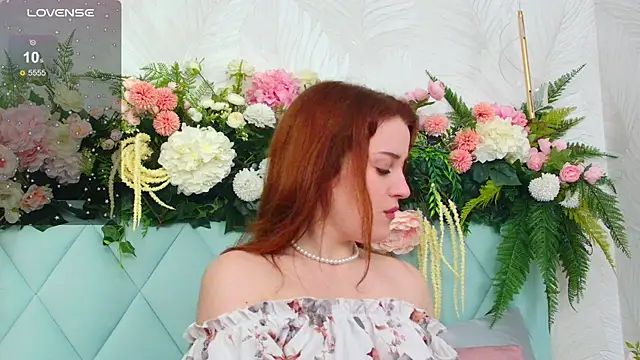 EllieGarson online show from 10/09/25, 05:13